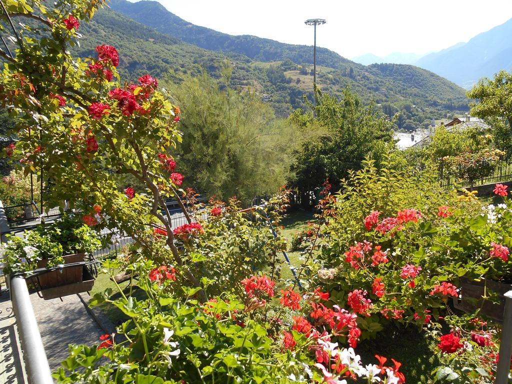 Gignod B&B Les Fleurs المظهر الخارجي الصورة